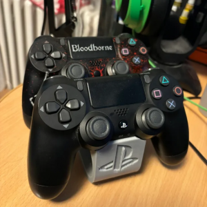 Подставка для контроллера PS4